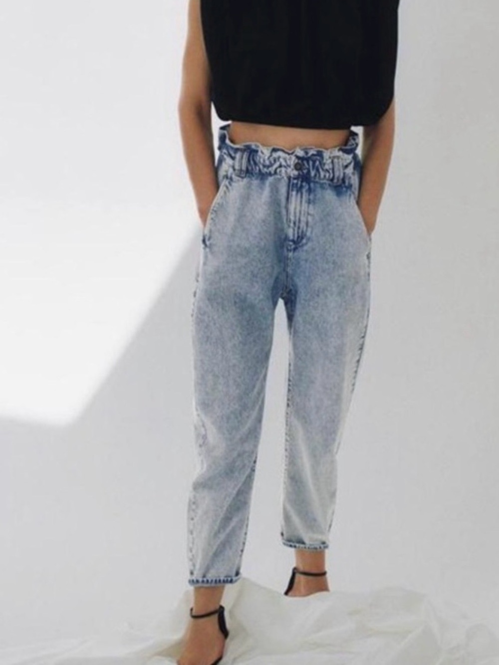 NWT Zara High-Waisted Baggy Paperbag Light Wash Women’s Jeans